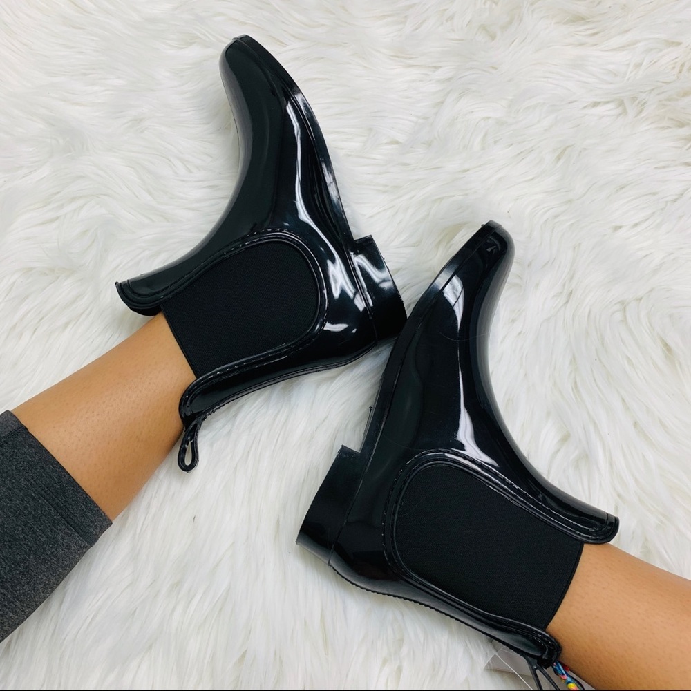 Black rain boot